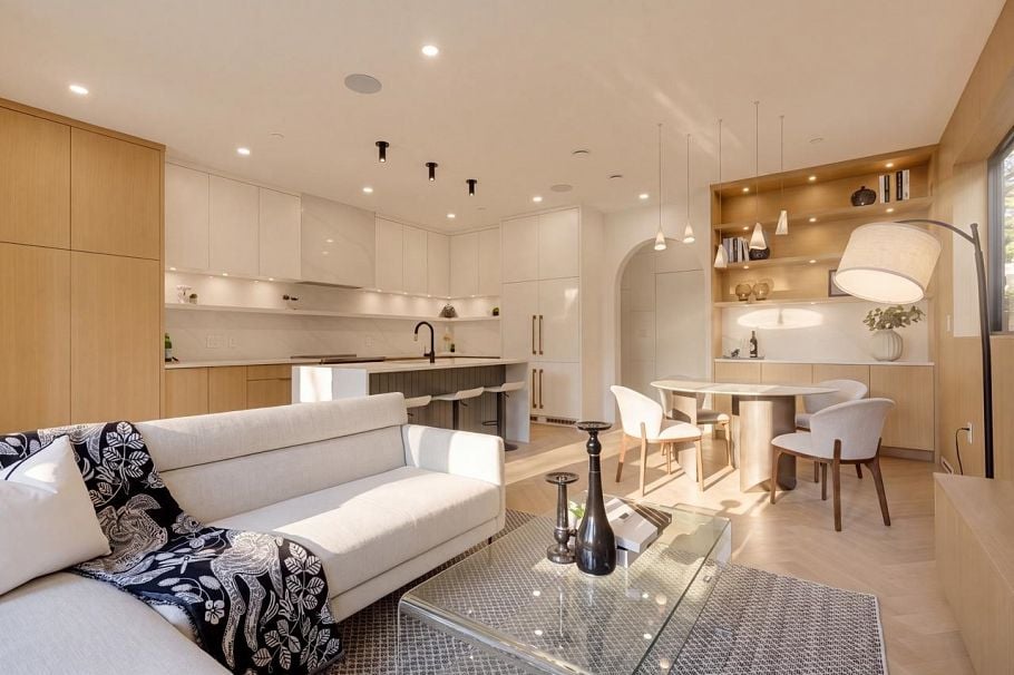1 4956 Chester Street Vancouver, BC - 3