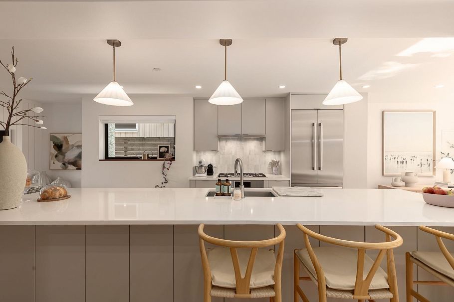 520 E 30th Avenue Vancouver, BC - 11