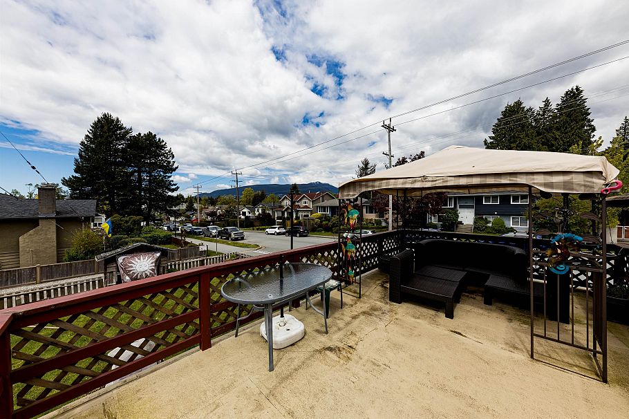 2057 Mahon Avenue North Vancouver, BC - 15
