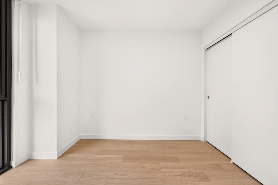 1528 W 6th Avenue Vancouver, BC - 40