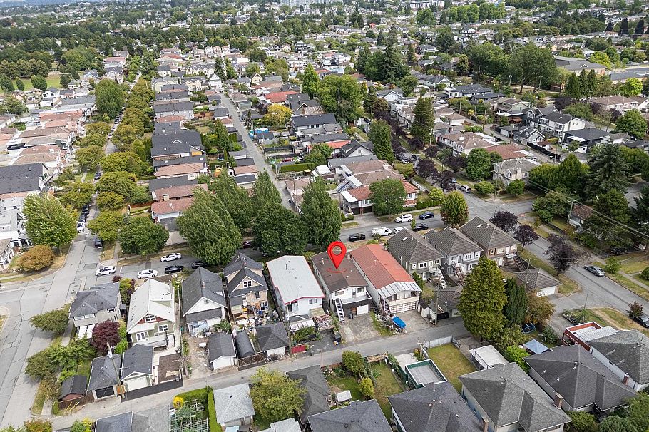 4355 Inverness Street Vancouver, BC - 39