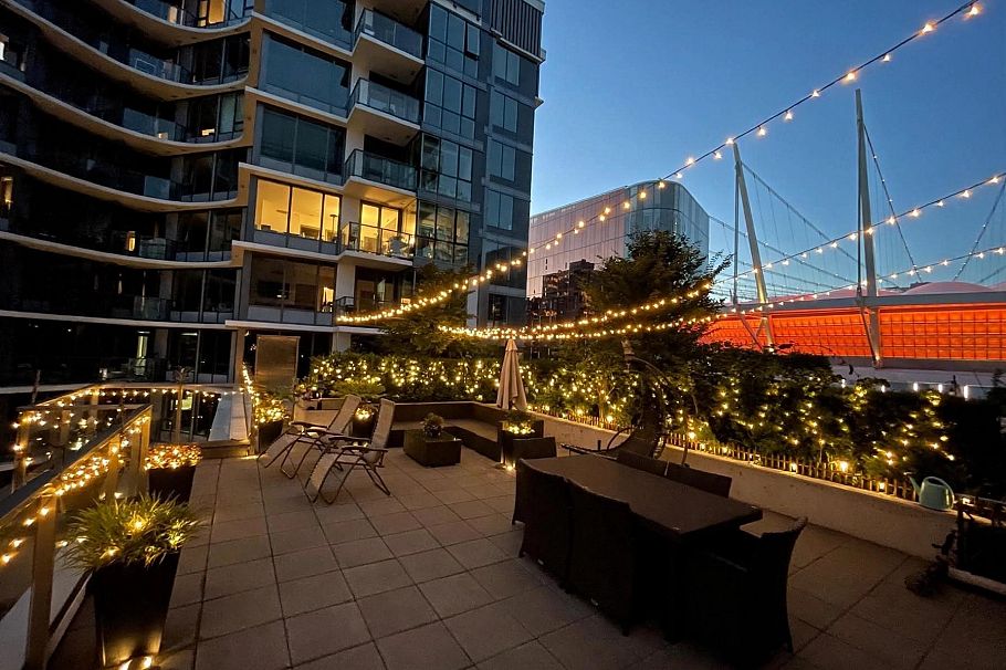 1251 38 Smithe Street Vancouver, BC - 3