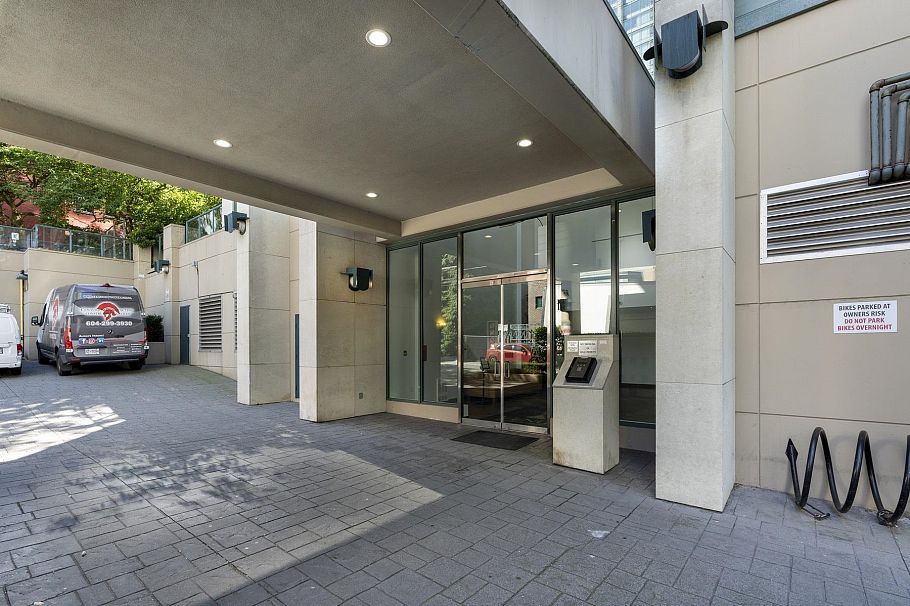 607 1239 W Georgia Street Vancouver, BC - 33