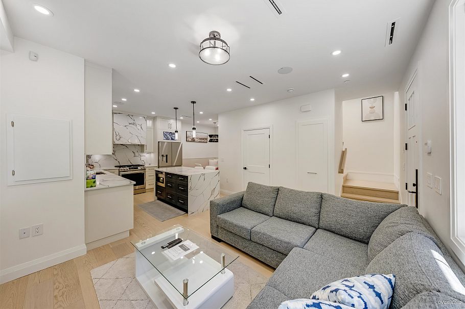 1 683 W 19th Avenue Vancouver, BC - 11