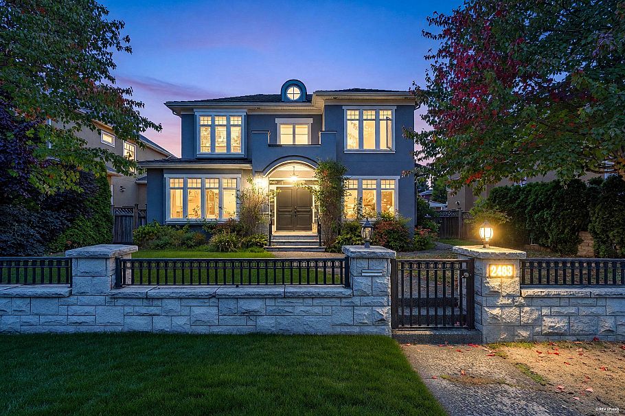 2483 W 22nd Avenue Vancouver, BC - 2
