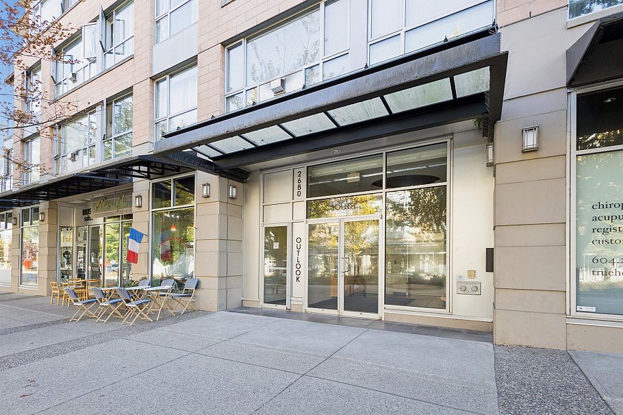 307 2680 Arbutus Street Vancouver, BC - 32