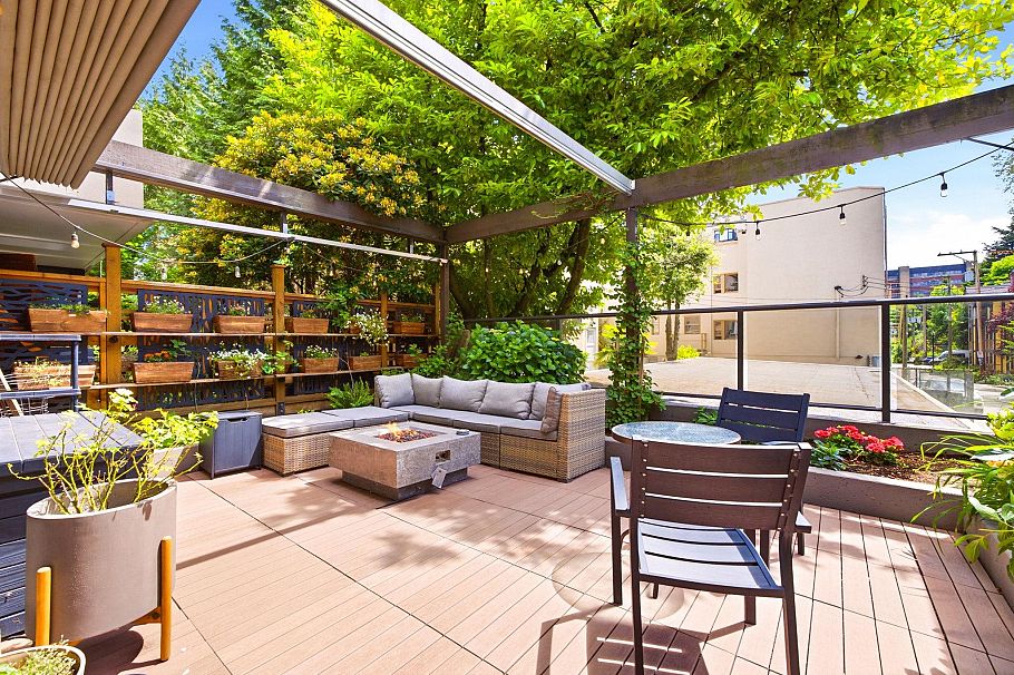 105 1230 Comox Street Vancouver, BC - 1