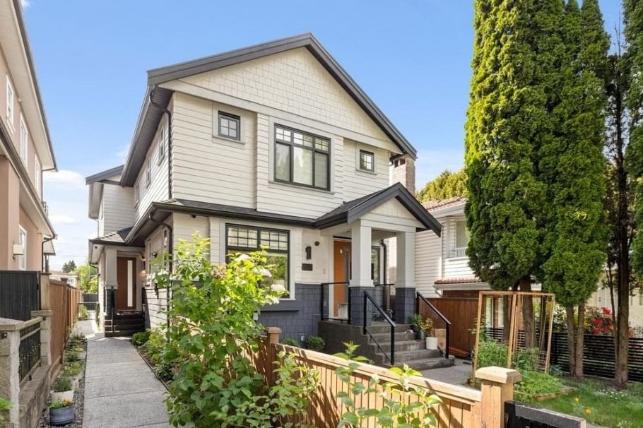 5867 Battison Street Vancouver, BC - 1