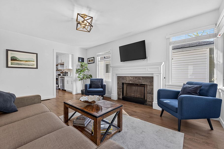 2218 E 11th Avenue Vancouver, BC - 7