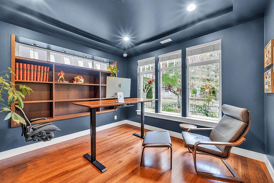 2483 W 22nd Avenue Vancouver, BC - 9