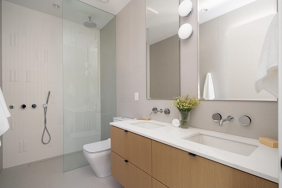 1 4161 Windsor Street Vancouver, BC - 20