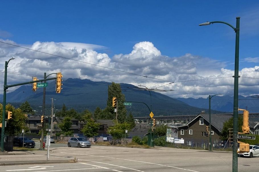 2894 Mcgill Street Vancouver, BC - 32