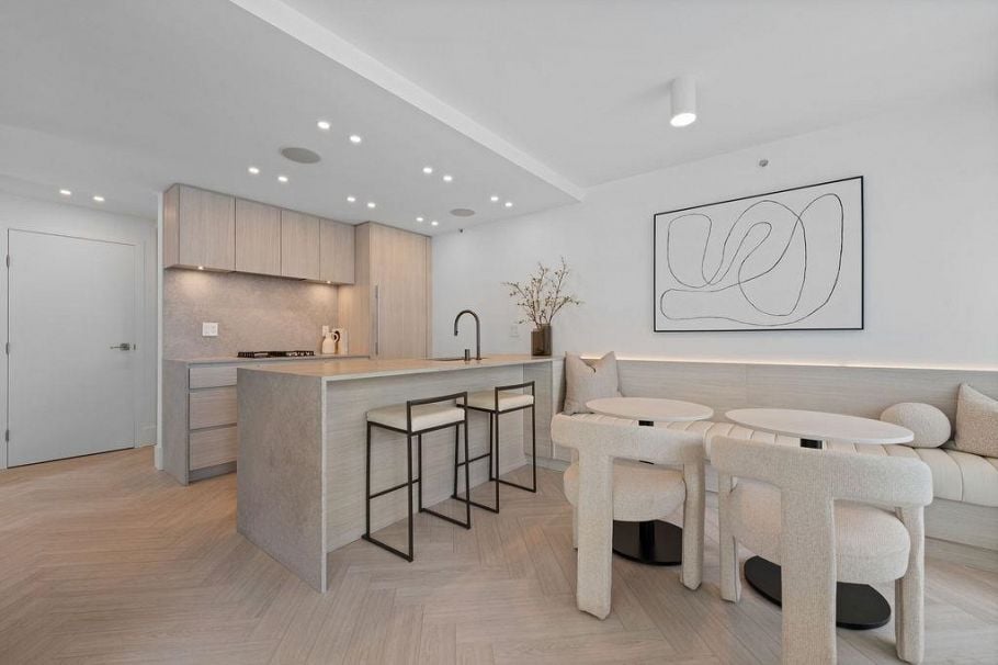 2206 1438 Richards Street Vancouver, BC - 1
