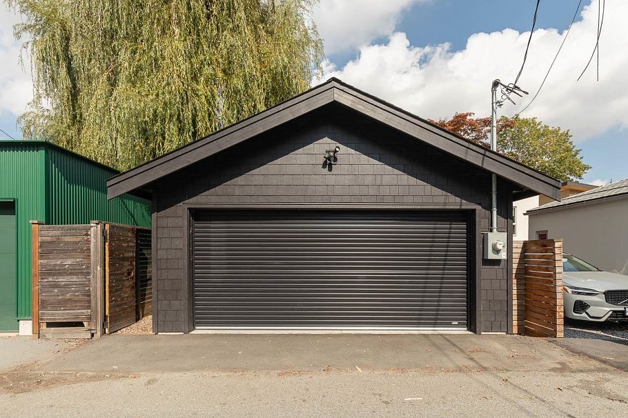 520 E 30th Avenue Vancouver, BC - 35