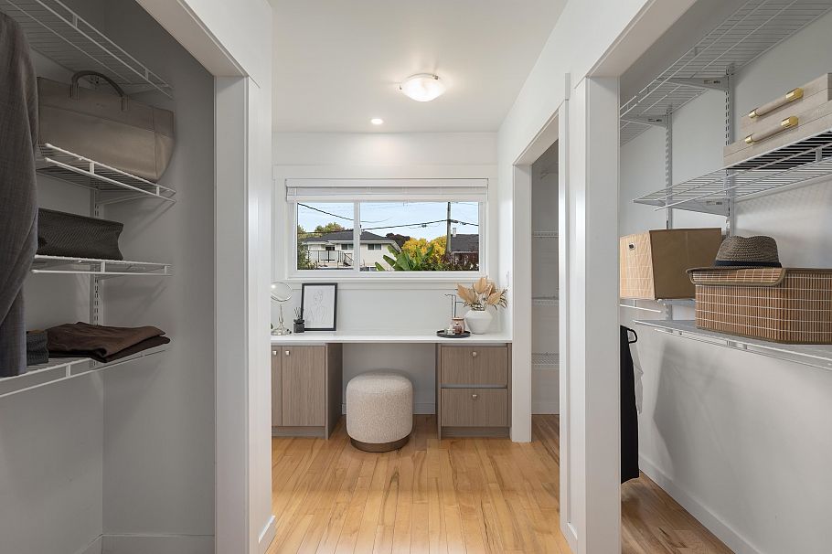 841 E 21st Avenue Vancouver, BC - 21