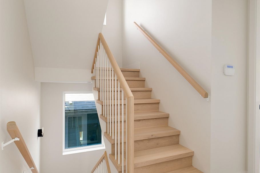 1 4161 Windsor Street Vancouver, BC - 14