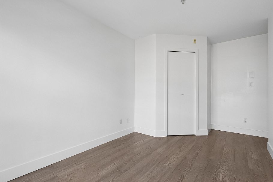 307 2680 Arbutus Street Vancouver, BC - 26