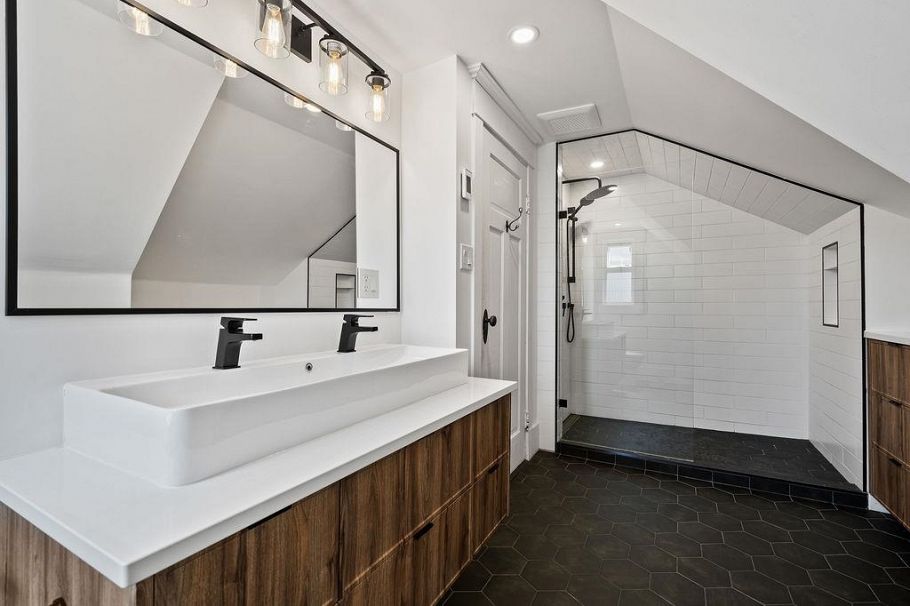 184 E 22nd Avenue Vancouver, BC - 23