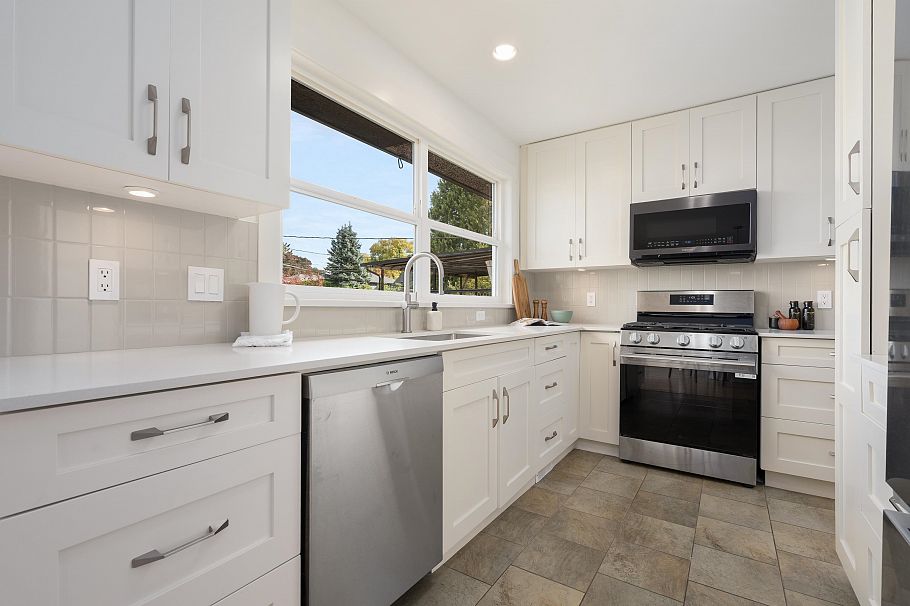 841 E 21st Avenue Vancouver, BC - 12
