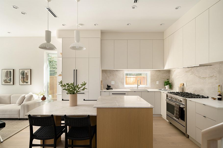 1 4161 Windsor Street Vancouver, BC - 9