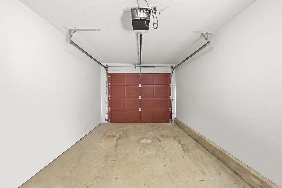 1252 E 11th Avenue Vancouver, BC - 28