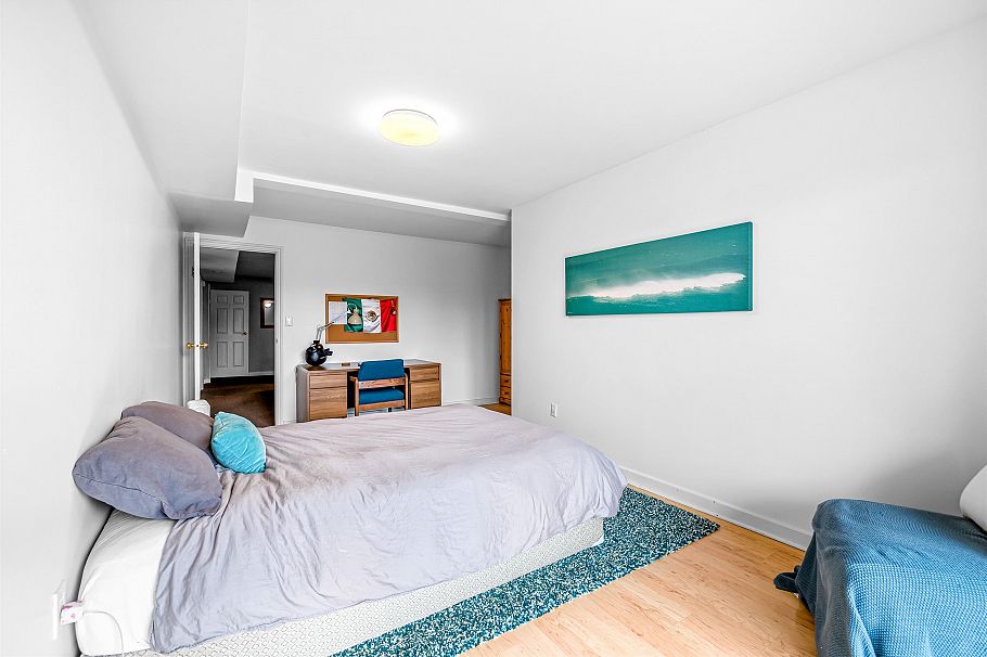 5709 Owl Court North Vancouver, BC - 23