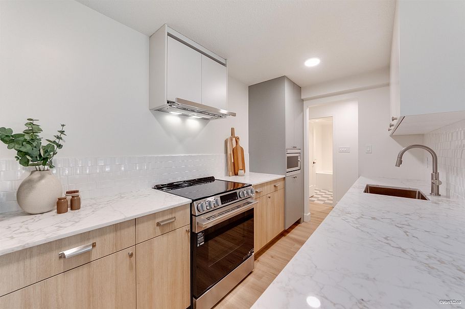 102 270 W 3rd Street North Vancouver, BC - 7