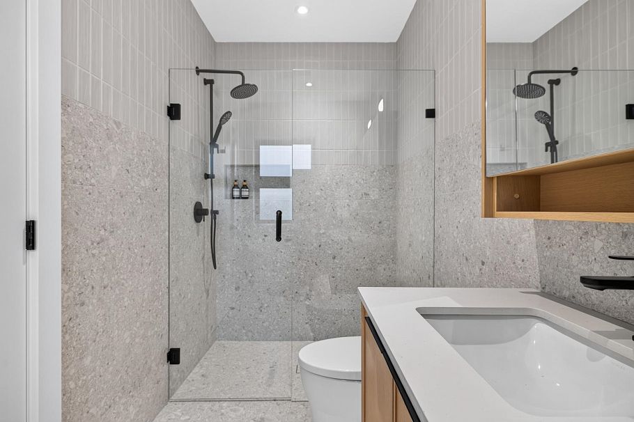 2 58 E 40th Avenue Vancouver, BC - 27