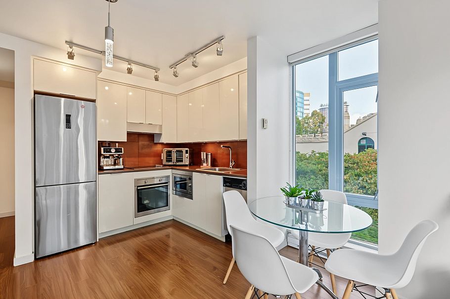 315 161 W Georgia Street Vancouver, BC - 8