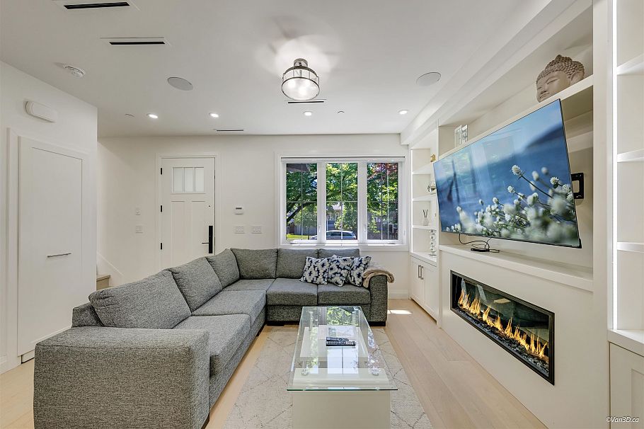 1 683 W 19th Avenue Vancouver, BC - 9
