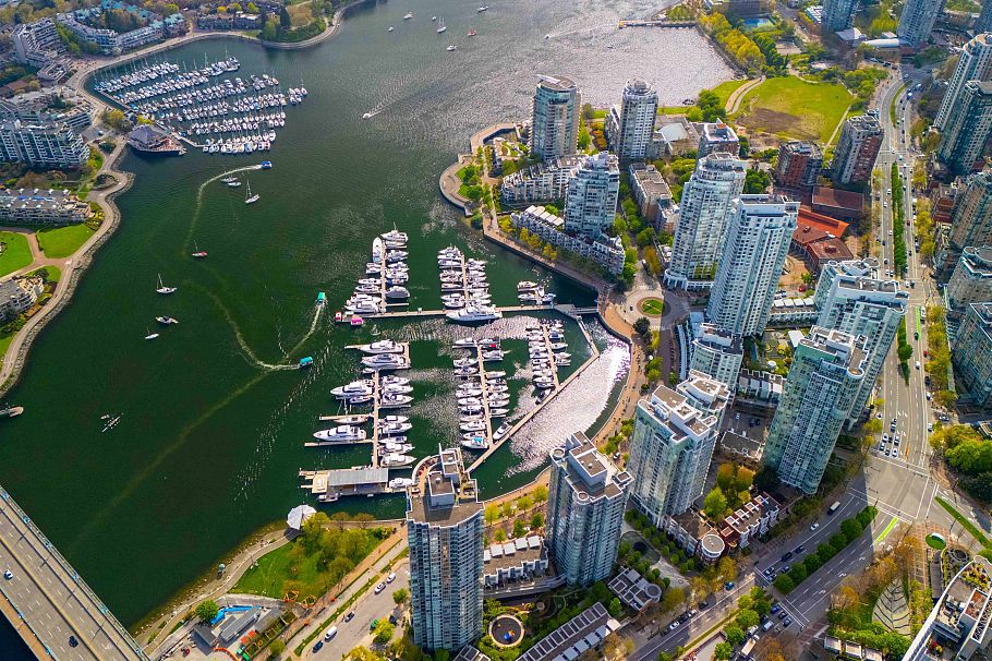 2908 193 Aquarius Mews Vancouver, BC - 1