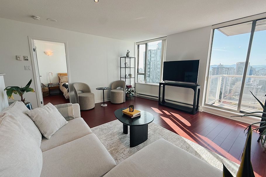 1207 1277 Nelson Street Vancouver, BC - 2