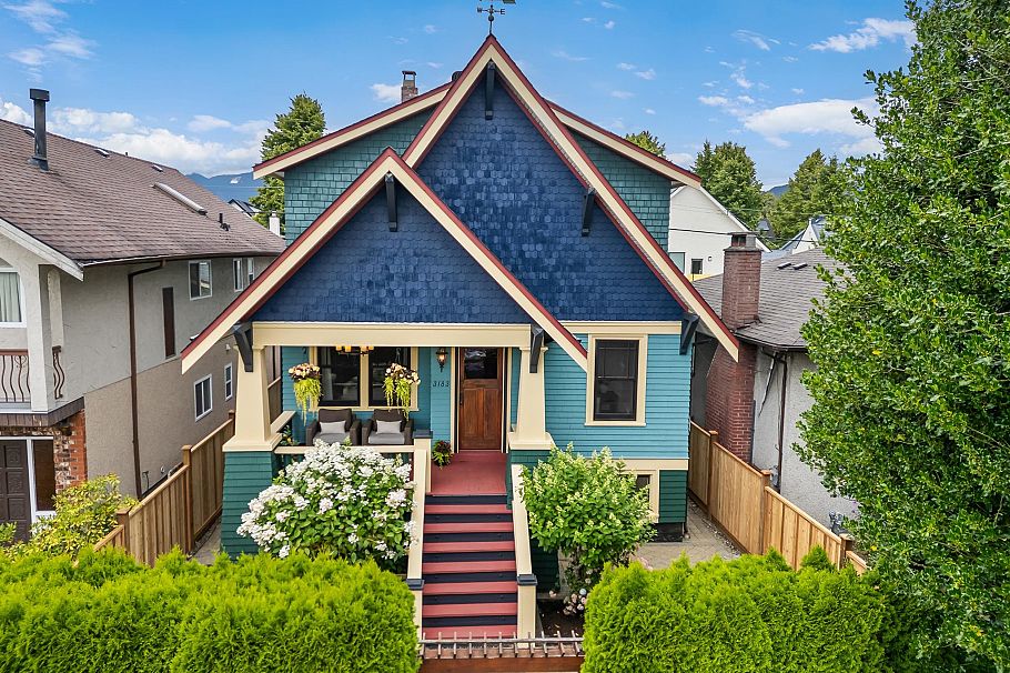 3183 Adanac Street Vancouver, BC - 1
