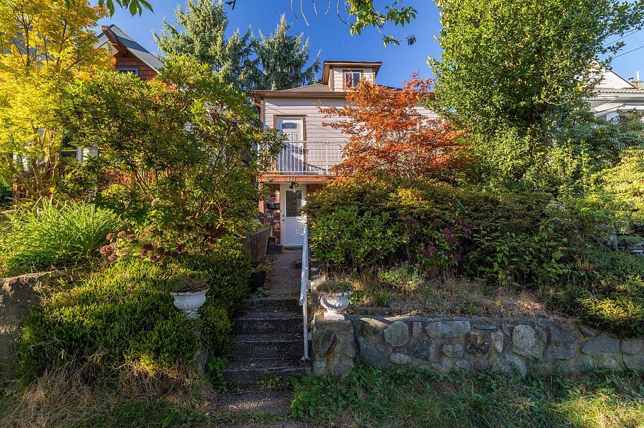 441 E 28th Avenue Vancouver, BC - 1