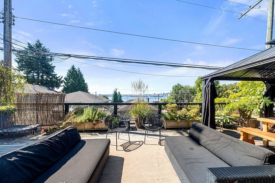 140-142 St. Patricks Avenue North Vancouver, BC - 5