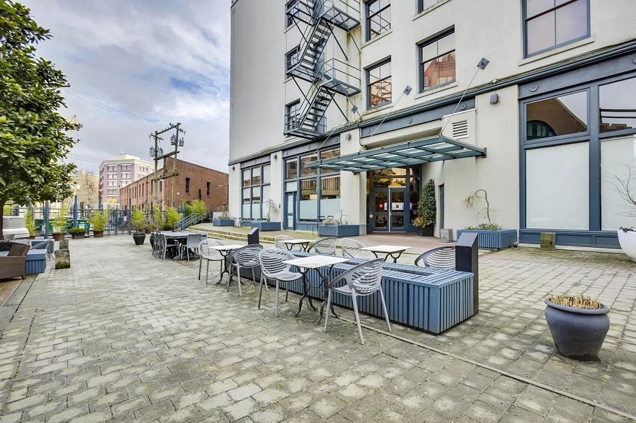 253 Columbia Street Vancouver, BC - 8