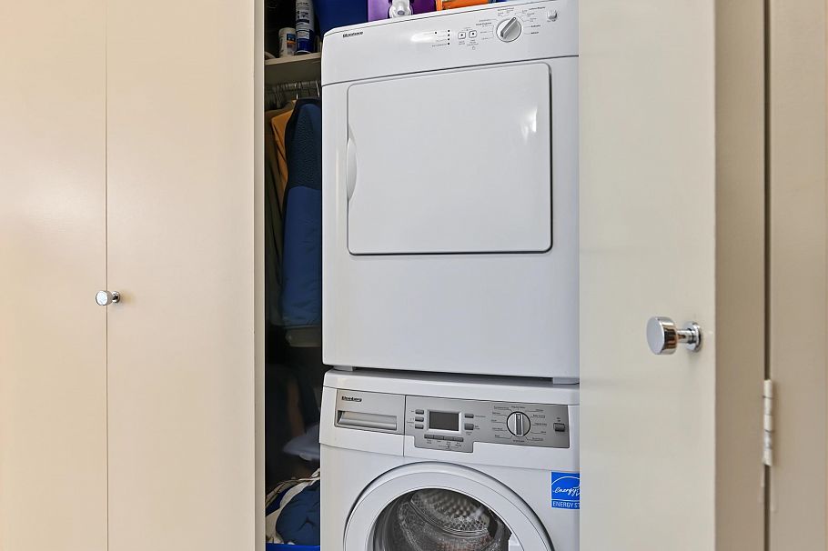 315 161 W Georgia Street Vancouver, BC - 20
