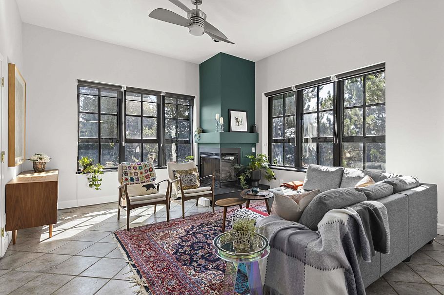 304 4590 Earles Street Vancouver, BC - 3
