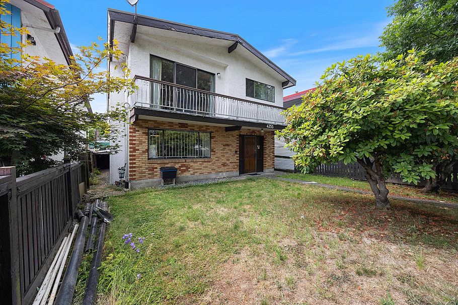 4355 Inverness Street Vancouver, BC - 1