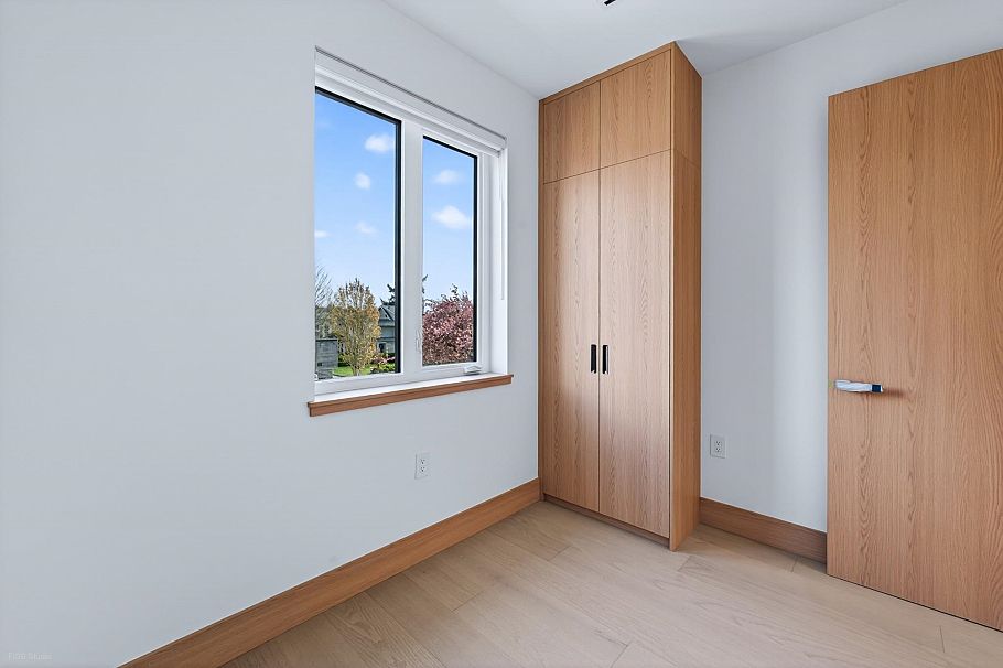 2 1495 E 58th Avenue Vancouver, BC - 15