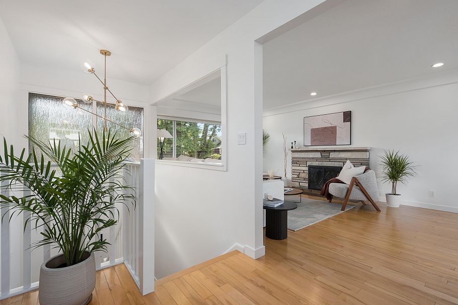 841 E 21st Avenue Vancouver, BC - 6