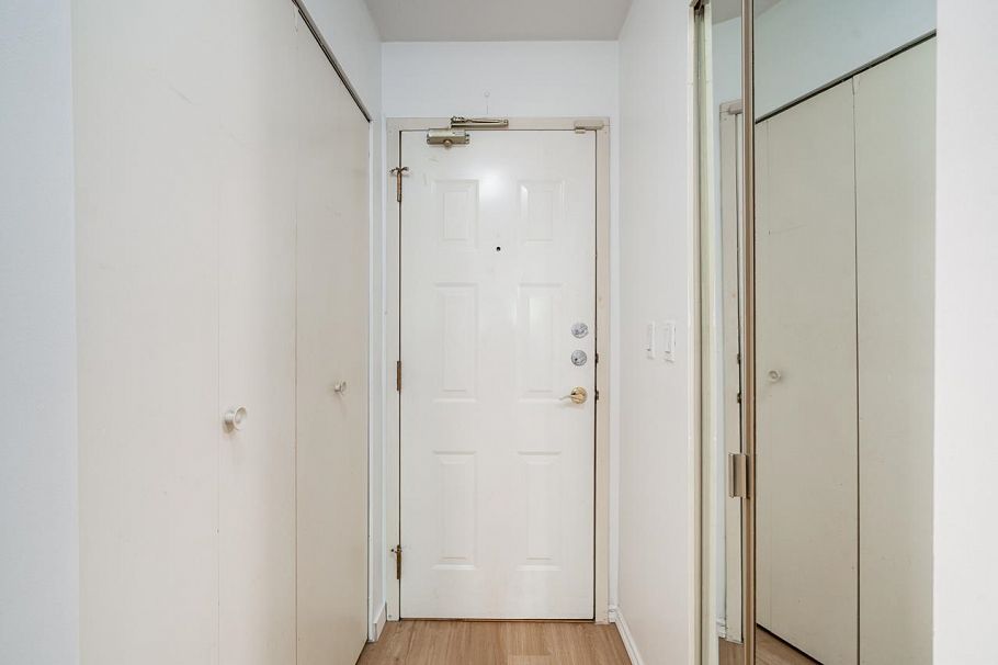 105 2195 W 5th Avenue Vancouver, BC - 22
