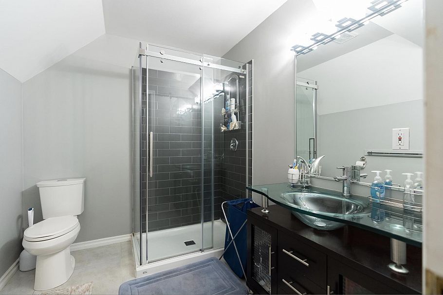 318 Roche Point Drive North Vancouver, BC - 34