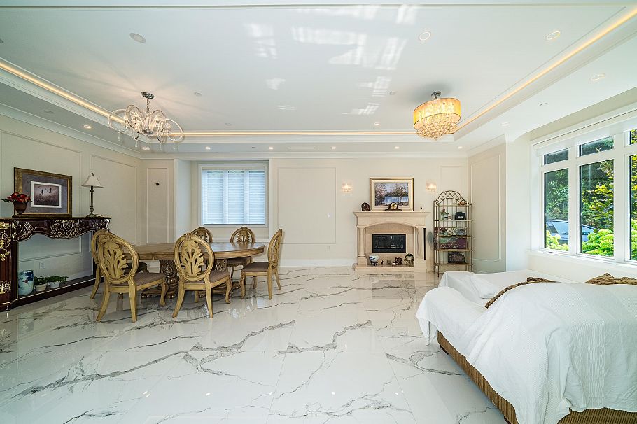 1048 Handsworth Road North Vancouver, BC - 9