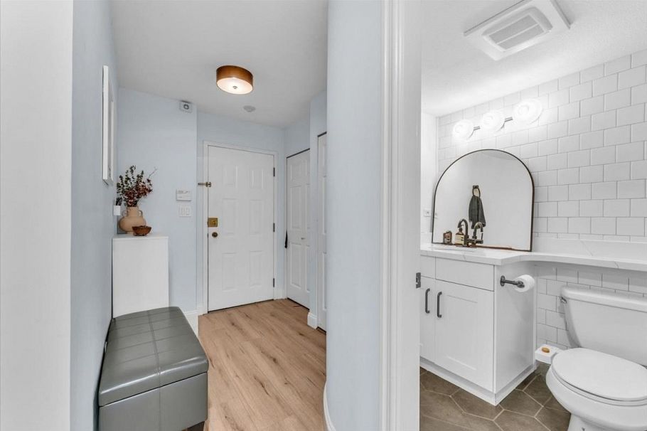 102 320 W 2nd Street North Vancouver, BC - 17