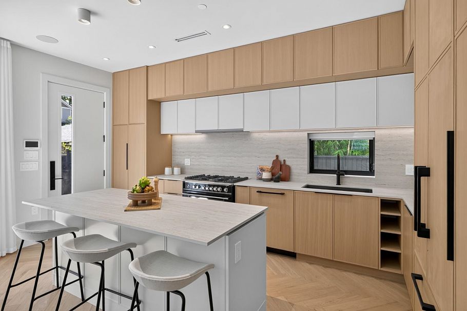 2 58 E 40th Avenue Vancouver, BC - 7