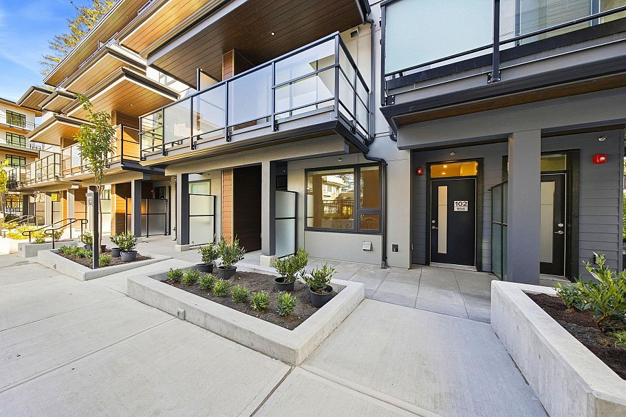 102 956 Lytton Street North Vancouver, BC - 26