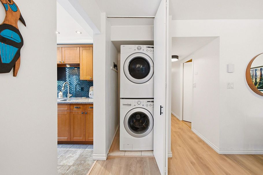 105 1230 Comox Street Vancouver, BC - 25