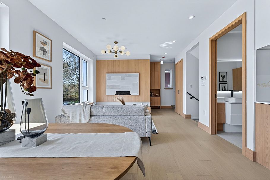 2 1495 E 58th Avenue Vancouver, BC - 5