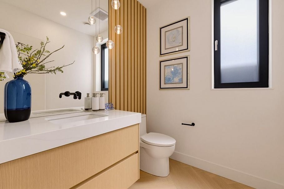1 4956 Chester Street Vancouver, BC - 12